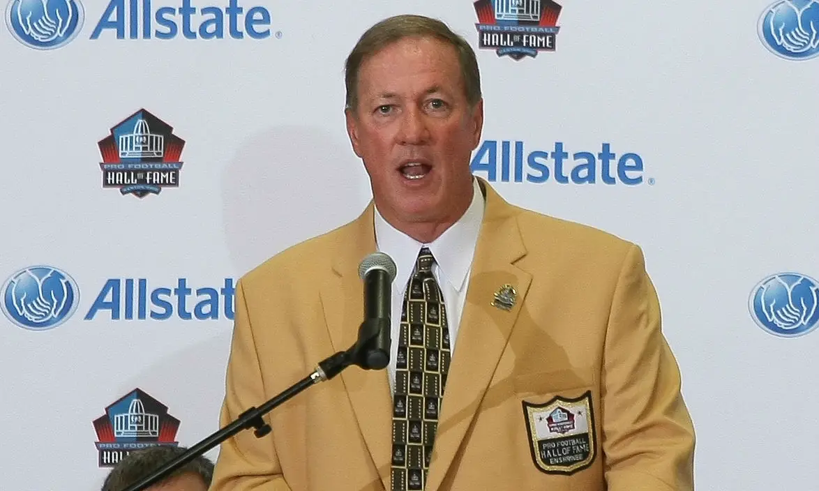 From D9 to D1: Jim Kelly from East Brady to Miami to USFL/NFL to Hall of  Fame –