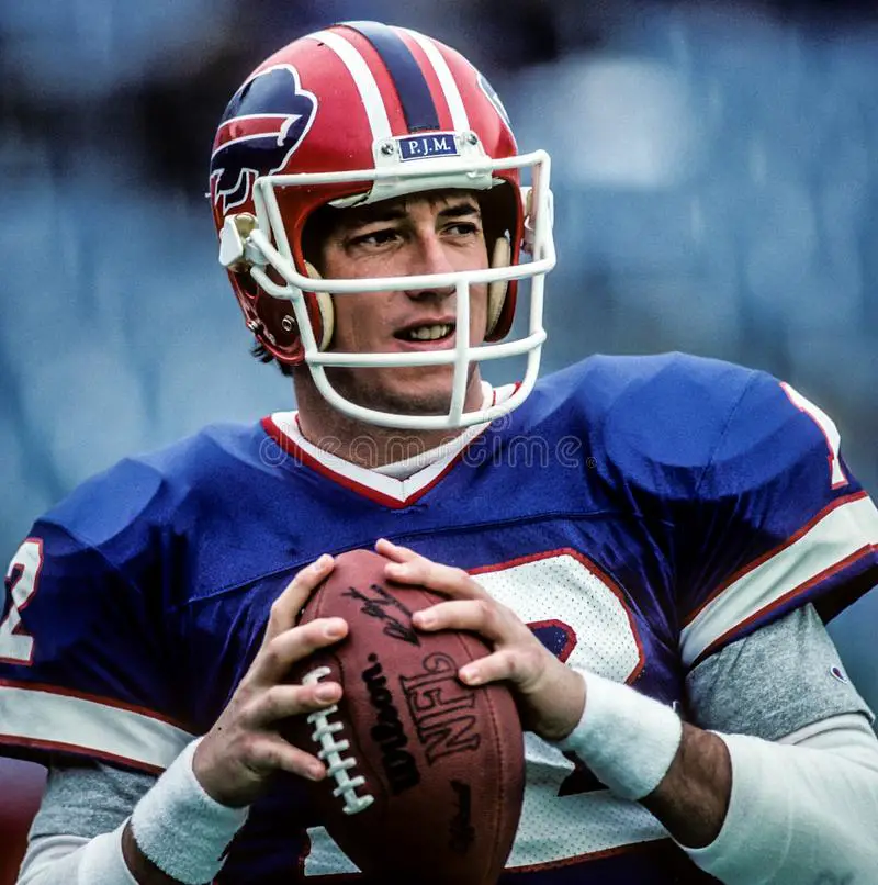 From D9 to D1: Jim Kelly from East Brady to Miami to USFL/NFL to Hall of  Fame –